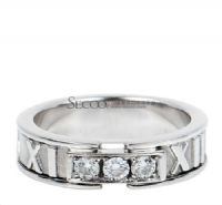 (Tiffany) platinum diamond ring Roman Series 1995